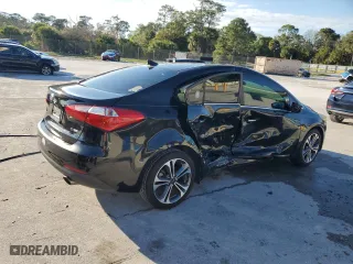 2016 Kia Forte EX with VIN KNAFX4A85G5480581, listed as a Copart auction lot 47047905 with 104,821 mi miles and Salvage Title. Bid and sale history available at carsss.com. Image 3.