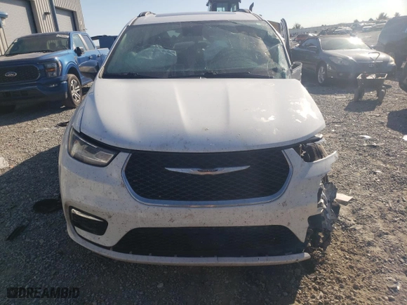 2023 Chrysler Pacifica Limited with VIN 2C4RC3GG7PR600016, listed as a Copart auction lot 74683144 with 74,673 mi miles and Salvage Title. Bid and sale history available at carsss.com. Image 5.
