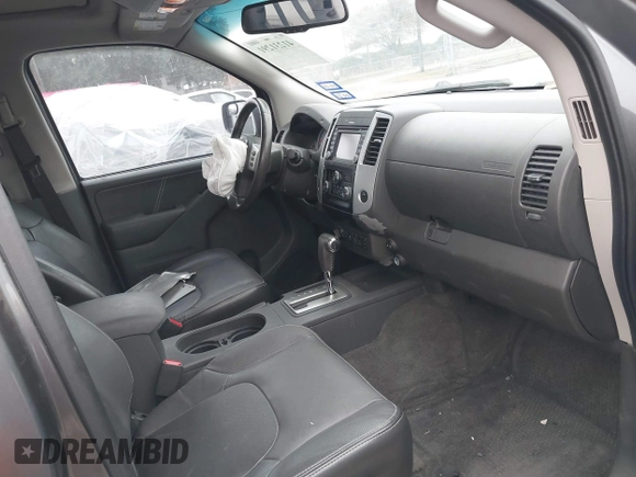 2017 Nissan Frontier SV z VIN 1N6DD0EV2HN745516, wystawiony jako IAAI lot #41231291 z przebiegiem 70 326 mil mil oraz . Historia ofert i sprzedaży dostępna na DreamBid. Obrazek 5.