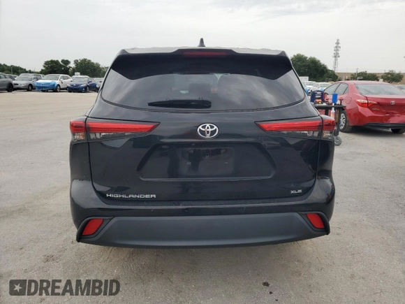 2022 Toyota Highlander XLE z VIN 5TDGZRAH4NS127982, wystawiony jako Copart lot #58969415 z przebiegiem 220 932 mil mil oraz Czysty tytuł • Clean title. Historia ofert i sprzedaży dostępna na DreamBid. Obrazek 6.