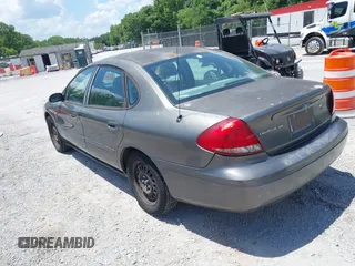 2005 Ford Taurus SE с VIN 1FAHP53205A262987, выставлен на аукционе IAAI как лот 42580079 с пробегом 104 996 миль миль и . История ставок и продаж доступна на DreamBid. Изображение 3.