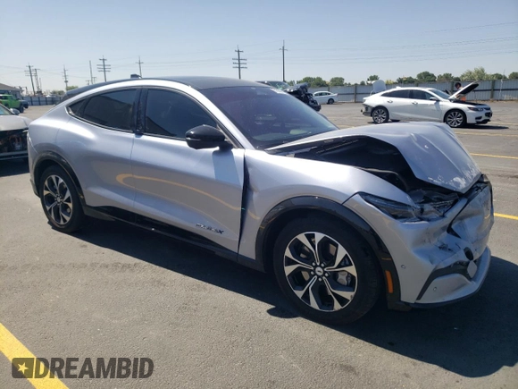 2022 Ford Mustang Mach-E Premium with VIN 3FMTK3SU4NMA11494, listed as a Copart auction lot 61605875 with 23,879 mi miles and Salvage title. Bid and sale history available at DreamBid. Image 4.