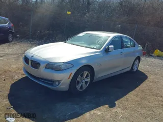 2012 BMW 5 Series 528i xDrive with VIN WBAXH5C5XCDW10753, listed as a IAAI auction lot 41780558 with 91,874 mi miles. Bid and sale history available at carsss.com. Image 2.