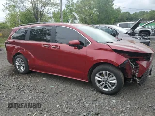 2025 Toyota Sienna XLE z VIN 5TDJSKFC9SS161197, wystawiony jako Copart lot #56936045 z przebiegiem 9 631 mil mil oraz Szkoda całkowita • Salvage title. Historia ofert i sprzedaży dostępna na DreamBid. Obrazek 4.