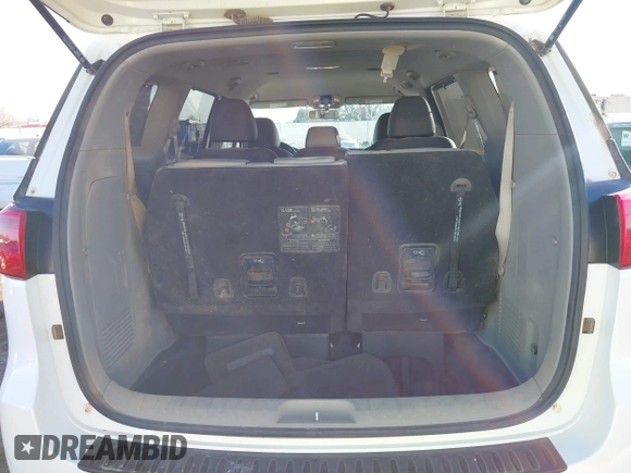 2017 Kia Sedona LX with VIN KNDMB5C15H6315754, listed as a IAAI auction lot 41428668 with 46,023 mi miles. Bid and sale history available at carsss.com. Image 16.