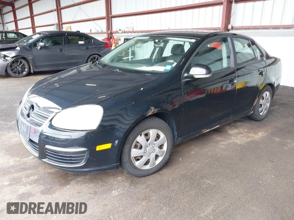 2007 Volkswagen Jetta with VIN 3VWGG71K67M052952, listed as a IAAI auction lot 42524174 with 189,121 mi miles and . Bid and sale history available at DreamBid. Image 2.