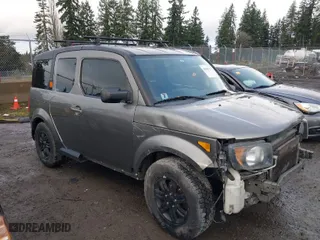 2008 Honda Element EX with VIN 5J6YH287X8L008863, listed as a IAAI auction lot 38560525 with 1 mi miles. Bid and sale history available at carsss.com. Image 1.