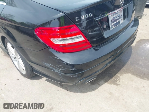 2013 Mercedes-Benz C 300 Sport with VIN WDDGF8AB4DR290813, listed as a IAAI auction lot 42092649 with 79,210 mi miles and . Bid and sale history available at DreamBid. Image 19.