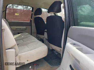 2008 GMC Sierra 1500 SLE1 z VIN 3GTEC13J48G285400, wystawiony jako IAAI lot #41777698 z przebiegiem 219 618 mil mil oraz . Historia ofert i sprzedaży dostępna na DreamBid. Obrazek 8.