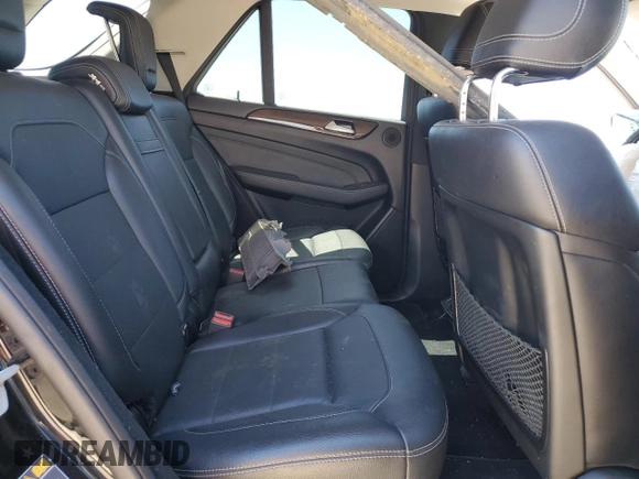 2014 Mercedes-Benz M 350 z VIN 4JGDA5HBXEA315550, wystawiony jako Copart lot #53982265 z przebiegiem Nie podano mil oraz Szkoda całkowita • Salvage title. Historia ofert i sprzedaży dostępna na DreamBid. Obrazek 11.