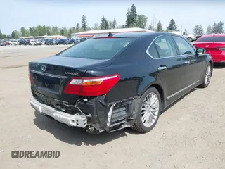 2012 Lexus LS 460 z VIN JTHBL5EF4C5108833, wystawiony jako IAAI lot #42121435 z przebiegiem 155 772 mil mil oraz . Historia ofert i sprzedaży dostępna na DreamBid. Obrazek 4.