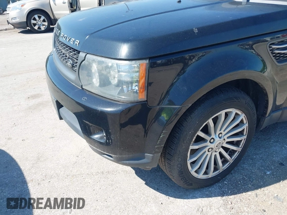 2011 Land Rover Range Rover Sport HSE z VIN SALSF2D4XBA704549, wystawiony jako IAAI lot #42641832 z przebiegiem 245 162 mil mil oraz . Historia ofert i sprzedaży dostępna na DreamBid. Obrazek 6.