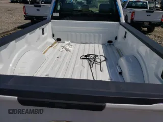 2023 Ford F-250 XL z VIN 1FTBF2BA4PEE00455, wystawiony jako Copart lot #52188595 z przebiegiem Nie podano mil oraz Szkody całkowita. Historia ofert i sprzedaży dostępna na DreamBid. Obrazek 10.