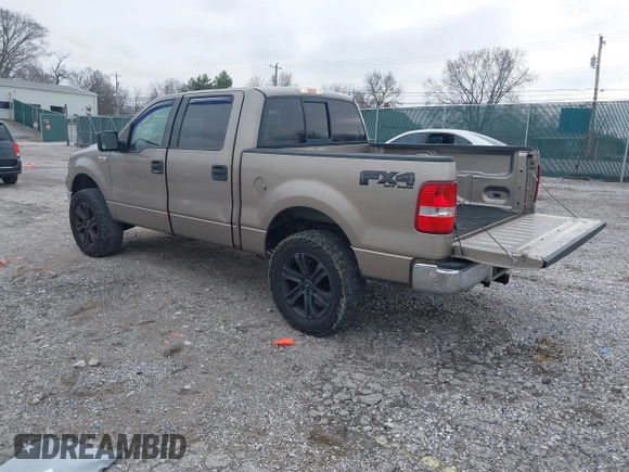 2004 Ford F-150 XLT with VIN 1FTRW14W14KB84997, listed as a IAAI auction lot 41551031 with 274,894 mi miles. Bid and sale history available at carsss.com. Image 3.