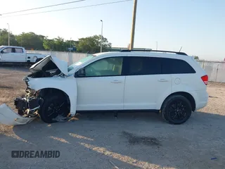 2020 Dodge Journey SE Value with VIN 3C4PDCAB9LT268055, listed as a IAAI auction lot 41999839 with 43,507 mi miles and . Bid and sale history available at carsss.com. Image 13.