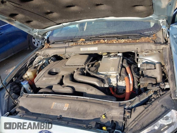 2014 Ford Fusion SE Hybrid with VIN 3FA6P0LU2ER168949, listed as a IAAI auction lot 40366468 with 188,802 mi miles. Bid and sale history available at carsss.com. Image 10.