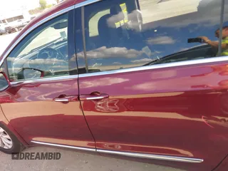 2018 Chrysler Pacifica Touring L with VIN 2C4RC1BG0JR279665, listed as a IAAI auction lot 40336389 with 80,835 mi miles and . Bid and sale history available at DreamBid. Image 14.