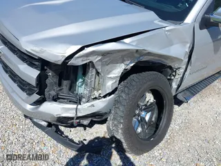 2018 Chevrolet Silverado 1500 Custom with VIN 1GCRCPEC3JZ117322, listed as a IAAI auction lot 41719888 with 173,623 mi miles. Bid and sale history available at carsss.com. Image 6.
