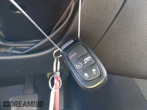 2018 Jeep Cherokee Limited with VIN 1C4PJMDX3JD588626, listed as a IAAI auction lot 41913964 with 80,106 mi miles. Bid and sale history available at carsss.com. Image 11.