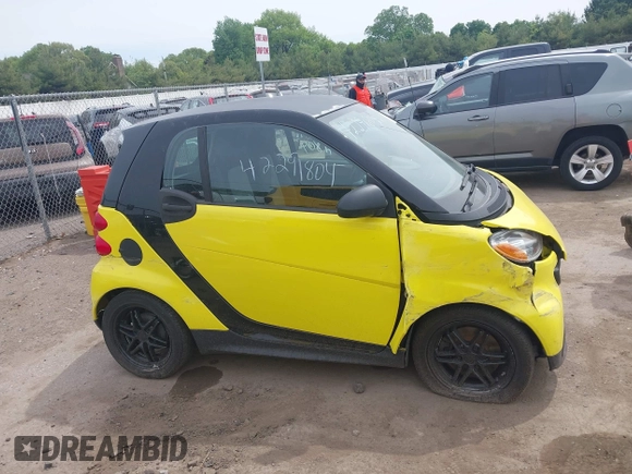 2013 Smart fortwo Pure with VIN WMEEJ3BA5DK663165, listed as a IAAI auction lot 42291804 with 105,074 mi miles and . Bid and sale history available at DreamBid. Image 13.