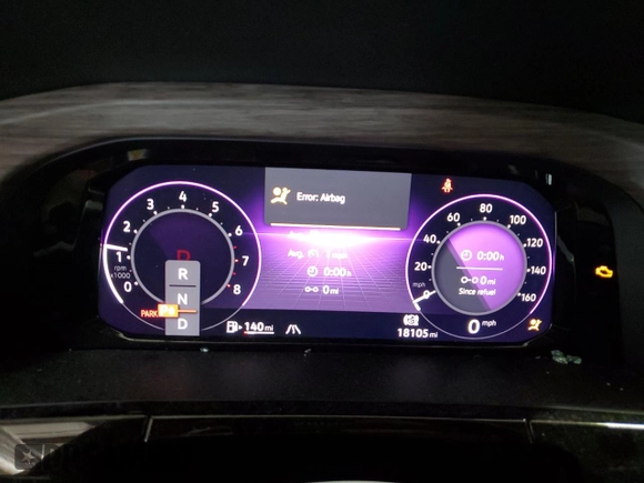 2024 Volkswagen Atlas SEL Premium R-Line with VIN 1V2FR2CA5RC560610, listed as a Copart auction lot 55351535 with 18,105 mi miles and Salvage title. Bid and sale history available at DreamBid. Image 9.