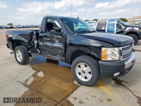 2013 Chevrolet Silverado 1500 with VIN 1GCNKSEA8DZ171335, listed as a Copart auction lot 53523625 with 83,664 mi miles and Salvage Title. Bid and sale history available at DreamBid. Image 4.