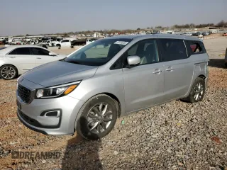 2021 Kia Sedona LX with VIN KNDMB5C1XM6672437, listed as a Copart auction lot 49136685 with 99,787 mi miles and Salvage Title. Bid and sale history available at carsss.com. Image 1.