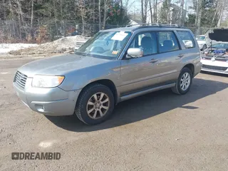 2007 Subaru Forester X w/Premium Pkg with VIN JF1SG65607H727290, listed as a IAAI auction lot 41795154 with 261,798 mi miles. Bid and sale history available at carsss.com. Image 2.