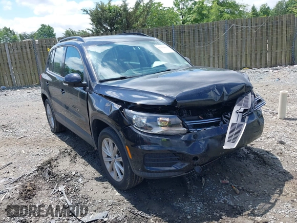2017 Volkswagen Tiguan S z VIN WVGAV7AX3HK043141, wystawiony jako IAAI lot #42259813 z przebiegiem 63 151 mil mil oraz . Historia ofert i sprzedaży dostępna na DreamBid. Obrazek 1.