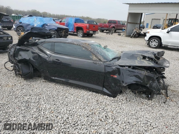 2016 Chevrolet Camaro 1SS z VIN 1G1FE1R72G0130558, wystawiony jako Copart lot #50904695 z przebiegiem Nie podano mil oraz Szkoda całkowita • Salvage title. Historia ofert i sprzedaży dostępna na DreamBid. Obrazek 4.