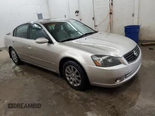 2005 Nissan Altima 2.5 z VIN 1N4AL11D15N468225, wystawiony jako Copart lot #54486805 z przebiegiem 256 937 mil mil oraz Szkoda całkowita • Salvage title. Historia ofert i sprzedaży dostępna na DreamBid. Obrazek 4.