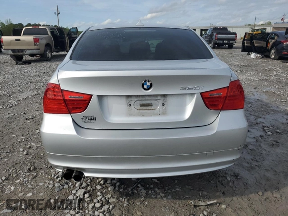 2011 BMW 3 Series 328i with VIN WBAPH7G52BNN02593, listed as a Copart auction lot 51346505 with Not provided miles and Salvage title. Bid and sale history available at DreamBid. Image 6.