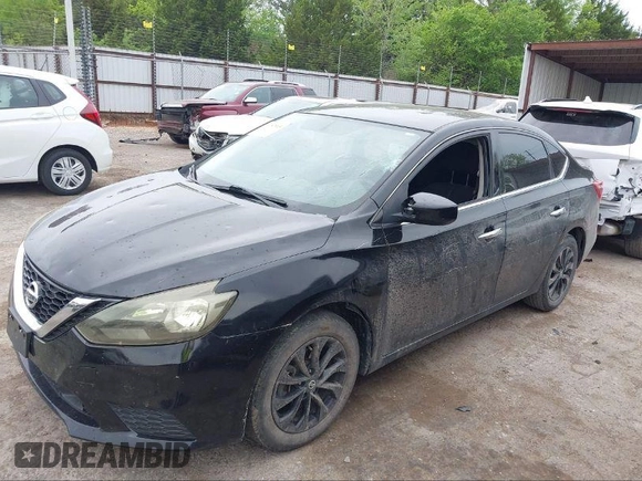 2018 Nissan Sentra SV z VIN 3N1AB7AP2JY240700, wystawiony jako IAAI lot #40207118 z przebiegiem 161 848 mil mil oraz . Historia ofert i sprzedaży dostępna na DreamBid. Obrazek 2.