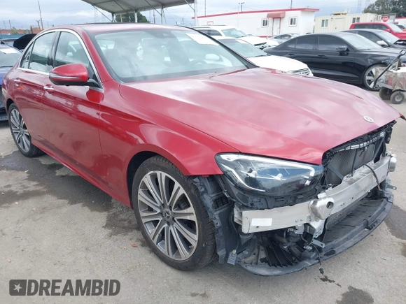 2021 Mercedes-Benz E 350 with VIN W1KZF8DB1MA977976, listed as a IAAI auction lot 42130835 with 30,584 mi miles and . Bid and sale history available at DreamBid. Image 1.