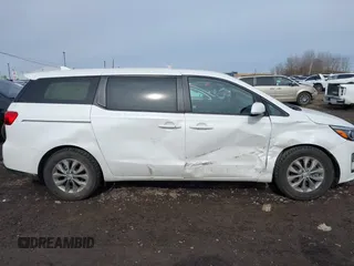 2021 Kia Sedona LX with VIN KNDMB5C13M6668648, listed as a IAAI auction lot 41785324 with 52,301 mi miles. Bid and sale history available at carsss.com. Image 13.