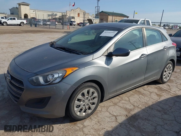 2017 Hyundai Elantra с VIN KMHD35LH6HU372210, выставлен на аукционе IAAI как лот 42251992 с пробегом 110 331 миль миль и . История ставок и продаж доступна на DreamBid. Изображение 17.