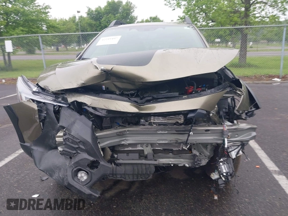2025 Subaru Outback Wilderness z VIN 4S4BTGUDXS3233676, wystawiony jako IAAI lot #42219497 z przebiegiem 2 001 mil mil oraz . Historia ofert i sprzedaży dostępna na DreamBid. Obrazek 6.