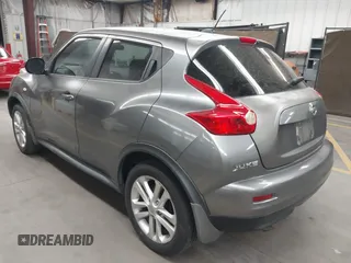 2011 Nissan Juke SV with VIN JN8AF5MV1BT016011, listed as a IAAI auction lot 41959781 with 72,754 mi miles and . Bid and sale history available at carsss.com. Image 3.