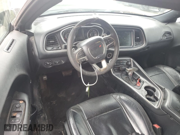 2015 Dodge Challenger SXT Plus z VIN 2C3CDZBG2FH706475, wystawiony jako Copart lot #56425595 z przebiegiem 166 055 mil mil oraz Szkoda całkowita • Salvage title. Historia ofert i sprzedaży dostępna na DreamBid. Obrazek 8.