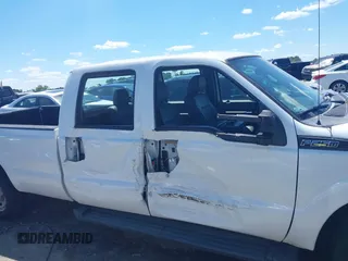 2014 Ford F-250 XL with VIN 1FT7W2A69EEA82400, listed as a IAAI auction lot 42287694 with 188,422 mi miles and . Bid and sale history available at DreamBid. Image 13.