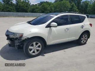2010 Nissan Murano LE z VIN JN8AZ1MU5AW004044, wystawiony jako Copart lot #55765855 z przebiegiem 221 146 mil mil oraz Szkody całkowita. Historia ofert i sprzedaży dostępna na DreamBid. Obrazek 1.