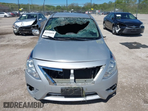 2016 Nissan Versa SV z VIN 3N1CN7AP5GL915381, wystawiony jako IAAI lot #42334410 z przebiegiem 86 373 mil mil oraz . Historia ofert i sprzedaży dostępna na DreamBid. Obrazek 13.