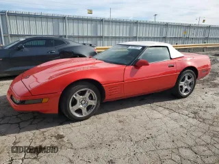 1994 Chevrolet Corvette z VIN 1G1YY32P9R5100534, wystawiony jako Copart lot #78076834 z przebiegiem 95 858 mil mil oraz Szkody całkowita. Historia ofert i sprzedaży dostępna na DreamBid. Obrazek 1.
