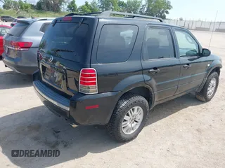 2006 Mercury Mariner Convenience with VIN 4M2YU56Z66KJ04591, listed as a IAAI auction lot 42469116 with 174,952 mi miles and . Bid and sale history available at DreamBid. Image 4.