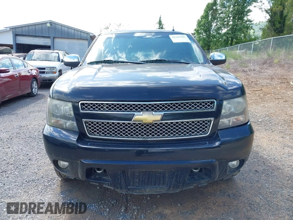 2011 Chevrolet Suburban LTZ with VIN 1GNSKKE38BR359006, listed as a IAAI auction lot 42183589 with 162,154 mi miles and . Bid and sale history available at DreamBid. Image 13.