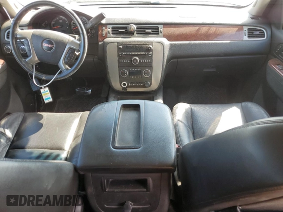 2012 GMC Sierra 2500HD SLT with VIN 1GT121E89CF142433, listed as a Copart auction lot 71720594 with 171,967 mi miles and Salvage title. Bid and sale history available at DreamBid. Image 8.