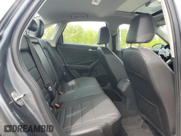 2022 Volkswagen Jetta SE with VIN 3VW7M7BU2NM013040, listed as a Copart auction lot 56342075 with 31,171 mi miles and Salvage title. Bid and sale history available at DreamBid. Image 10.