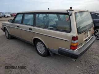 1993 Volvo 240 z VIN YV1AW8808P1945301, wystawiony jako Copart lot #76269044 z przebiegiem 121 083 mil mil oraz Nie do naprawy. Historia ofert i sprzedaży dostępna na DreamBid. Obrazek 2.