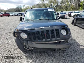 2017 Jeep Patriot Latitude with VIN 1C4NJPFB2HD183118, listed as a Copart auction lot 45502185 with 111,172 mi miles and Salvage Title. Bid and sale history available at DreamBid. Image 5.