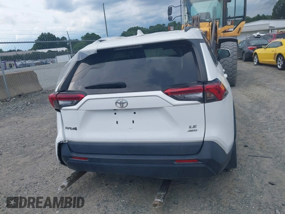 2021 Toyota RAV4 LE z VIN 2T3G1RFV1MW214483, wystawiony jako IAAI lot #42187978 z przebiegiem 75 902 mil mil oraz . Historia ofert i sprzedaży dostępna na DreamBid. Obrazek 16.